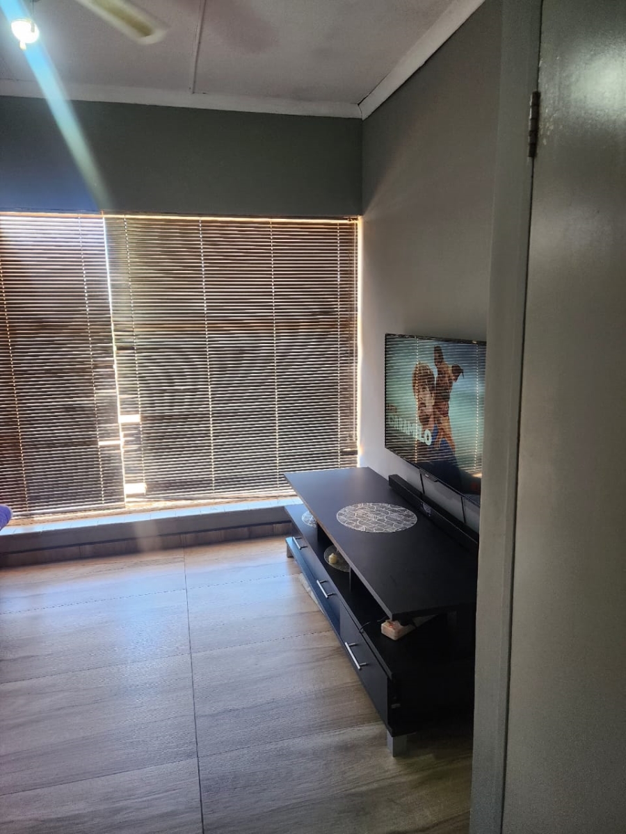 3 Bedroom Property for Sale in Manzil Park North West